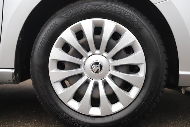 Skoda FABIA Combi 1.0 TSI Ambition 95PK Trekhaak Navigatie Carplay Android Airco Cruise Control Parkeersensor