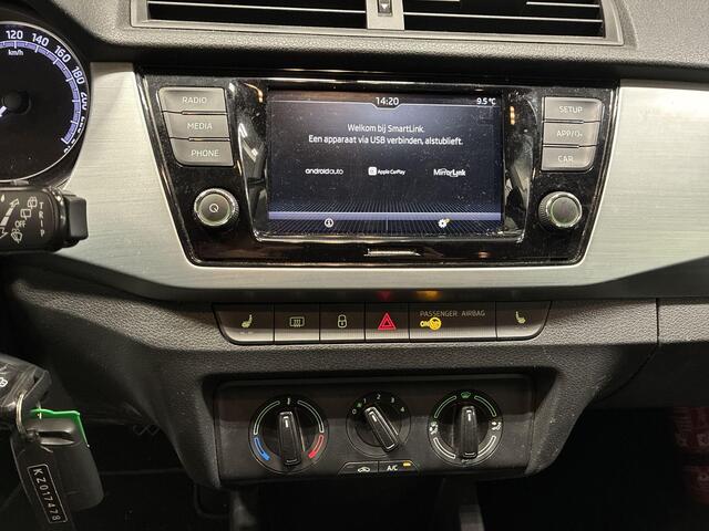 Skoda FABIA Combi 1.0 TSI 95pk Ambition · Stoelverwarming · Airco · Cruise Control · Trekhaak · Apple/Android Car Play · 15'' Inch ·