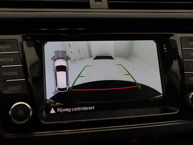 Skoda FABIA Combi 1.0 TSI Style | Cruise Control | Climate Control | Stoelverwarming | Navigatie | Camera | Bluetooth | 16 Inch | 87.627 Km!!