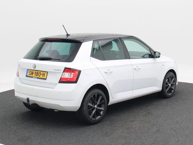 Skoda FABIA 1.0 TSi Clever | Cruise Control | Climate Control | Stoelverwarming | Bluetooth | Navigatie | Trekhaak | Parkeersensoren | 16 Inch | 62.800 Km!!