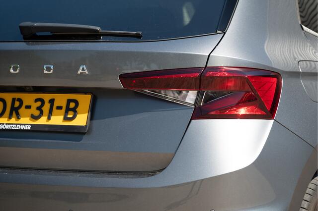 Skoda FABIA 1.0 TSI Business Edition | Virtual Cockit | Camera | Stoel- voorruitverw. | Apple CarPlay / Android Auto
