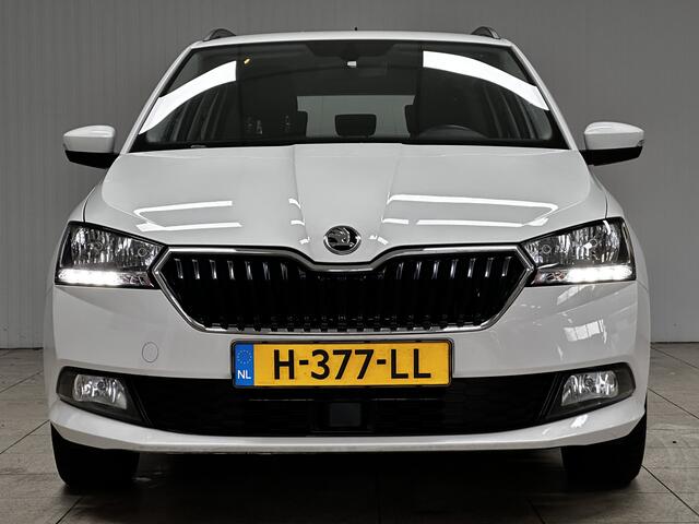 Skoda FABIA Combi 1.0 TSI Ambition /Trekhaak! /Apple + Android /Navi /Climat /Cruise /Elek. pakket /Bluetooth /USB /Multi. LEDER Stuur /PDC /LED Dagrijverl. /Isofix /Armsteun /Dakrails.