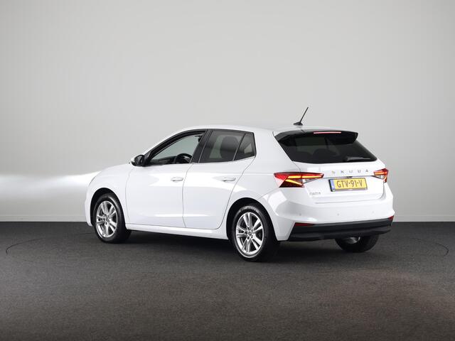 Skoda FABIA 1.0 TSI Business Edition 95pk | Parkeercamera | Verwarmbare voorstoelen | Navigatie via App | Verlengde garantie