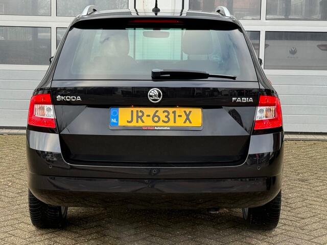 Skoda FABIA 1.2 TSI 90PK Style Business Navi Pdc Clima Keurige auto!