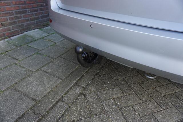 Skoda FABIA Combi 1.0 TSI Business Edition/Trekhaak/Navigatie/ Travel Pakket.