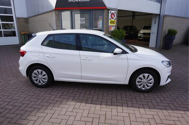 Skoda FABIA 1.0 MPI Active