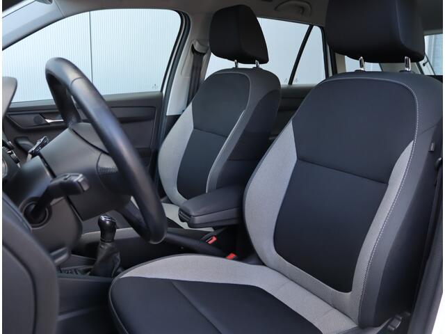 Skoda FABIA Combi 1.0 TSI Ambition Business | Trekhaak | Navigatie | Org. NL