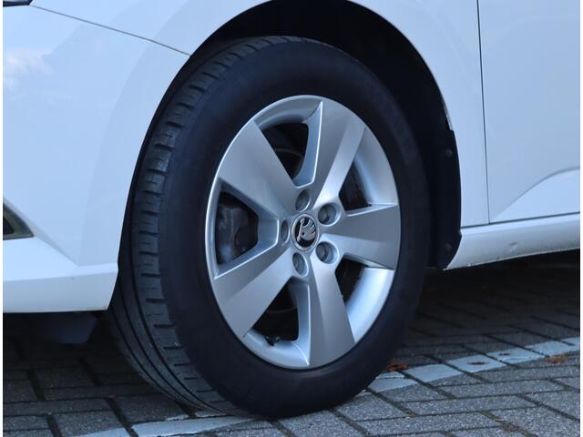 Skoda FABIA Combi 1.0 TSI Ambition Business | Trekhaak | Navigatie | Org. NL