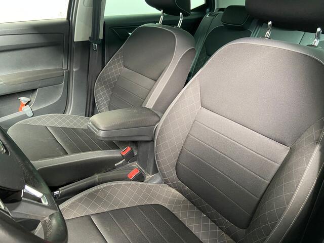 Skoda FABIA 1.0 TSI Ambition. Carplay.1e Eigenaar!