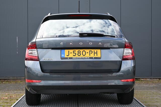 Skoda FABIA Combi 1.0 TSI Sport Business lichte gebruikerssporen
