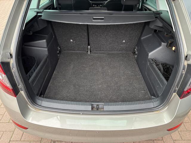 Skoda FABIA Combi 1.0 TSi 95pk Clever Plus NAVI/CARPLAY/DODEHOEK/PDC/LED/16INCH/STOELVERWARMING