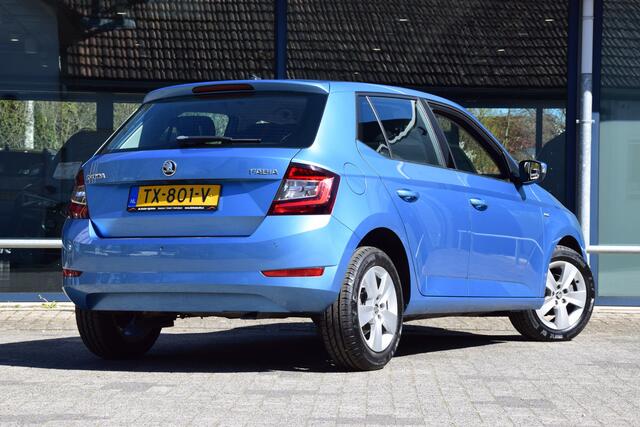 Skoda FABIA 1.0 Clever | Org. NL | BOVAG Garantie | Navigatie | Cruise&Climate Control | Parkeersensoren Achter | Apple Carplay/Android Auto | LED Dagrijverlichting |