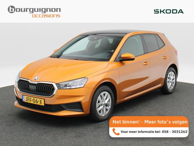 Skoda FABIA 1.0 TSi 110 Pk Automaat | Panorama dak | Parkeersensoren | Cruise Control | Stuur/Stoel Verwarming | CarPlay | 15 Inch | 65.474 Km !!