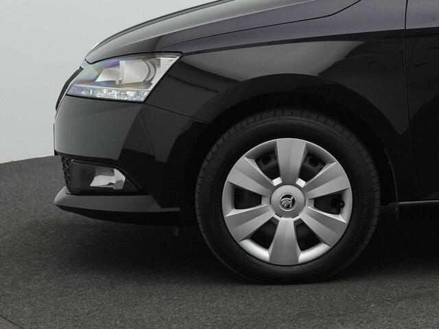 Skoda FABIA 1.0 TSI 95 pk DSG Ambition | Navigatie | Cruise Control | Apple Carplay | Parkeersensoren achter