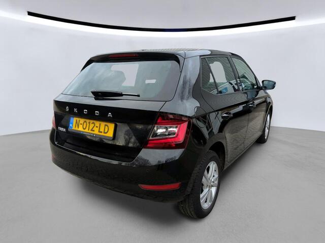 Skoda FABIA 1.0 TSI Online Edition / Apple Carplay / Climate Control / PDC / 15 Inch