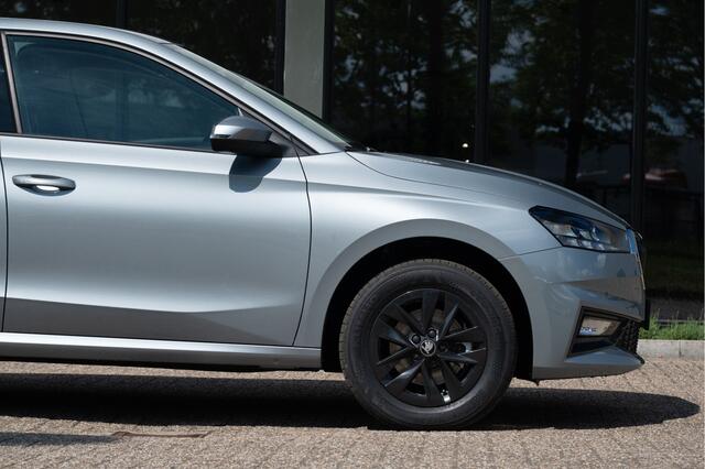 Skoda FABIA 1.0 TSI Selection | Navi by App | Camera | Clima | Stoelverw. | PDC V+A | Keyless