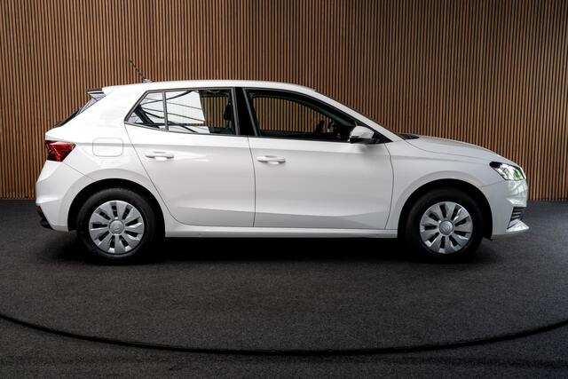 Skoda FABIA 1.0 Navi Airco Stoelverwarm. PDC Cruise Carplay BTW auto
