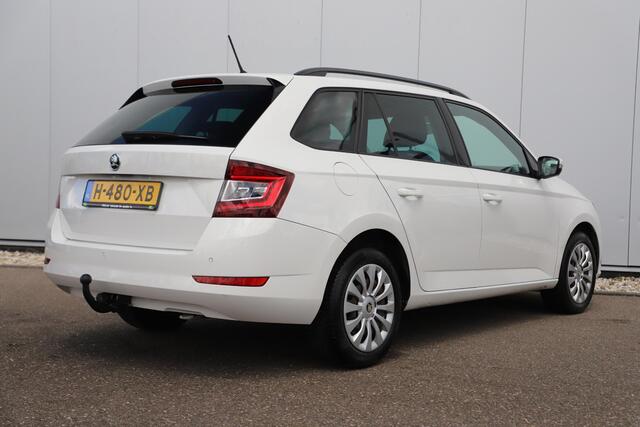 Skoda FABIA Combi 1.0 TSI Ambition Trekhaak Navigatie Carplay Android Airco Cruise Control