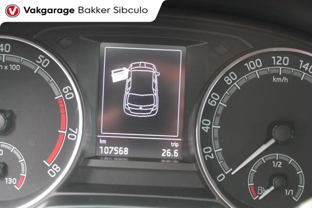 Skoda FABIA 1.0 TSI Sport business CLIMA NAVI STOELVERWARMING PDC V/A