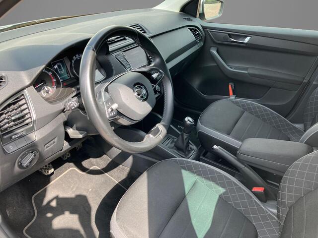 Skoda FABIA Combi 1.0 TSI Ambition · Apple/Android Car Play · Navigatie · Trekhaak · Airco · Cruise Control · P-Sensoren ·