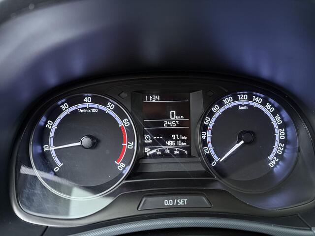 Skoda FABIA 1.0 Active | 75 PK | Apple CarPlay / Android Auto | Cruise Control | Airconditioning |