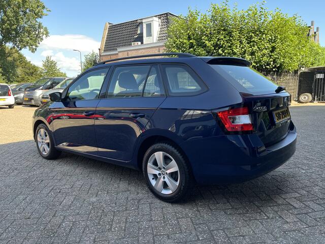 Skoda FABIA Combi 1.0 TSI Ambition Business Bluetooth, Cruise> Navi, Parkeersensoren, LM velgen.