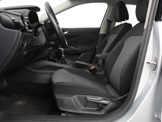 Skoda FABIA 1.0 TSI Business Edition | Cruise control | Park assist | Lane assist | Navigatie | DAB | Bluetooth | Airco