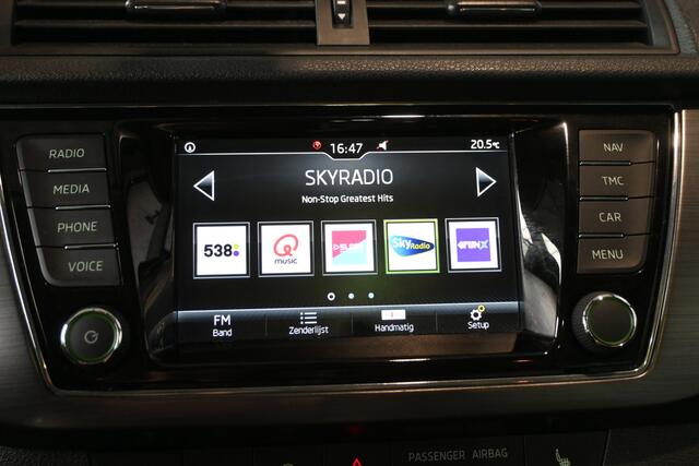Skoda FABIA Combi 1.0 TSI Clever Clima Navigatie Panoramadak LED Stoelverwarming Rijklaarprijs! Inruil Mogelijk!
