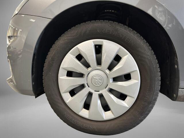 Skoda FABIA 1.0 TSI 95pk Essence · Airco · Apple/Android Car Play · P-Sensoren · Virtual Cockpit · Garantie t/m 03-06-2028 of 100.000km