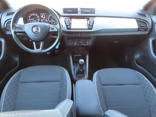Skoda FABIA Combi 1.0 TSI 110pk | trekhaak | carplay | navi | parkeersensoren voor + achter