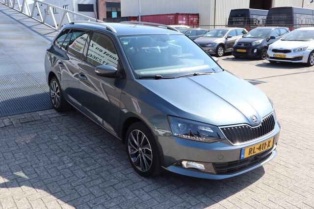 Skoda FABIA Combi 1.0 TSI Drive Nederlandse auto! Cruise control/Climate control/Parkeersensoren/Navigatie/Bluetooth/Elektrische ramen/Licht metalen velgen