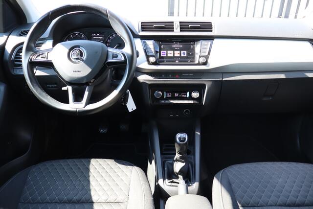 Skoda FABIA Combi 1.0 TSI Drive Nederlandse auto! Cruise control/Climate control/Parkeersensoren/Navigatie/Bluetooth/Elektrische ramen/Licht metalen velgen