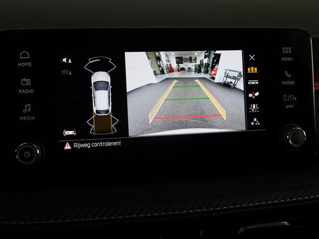 Skoda FABIA 1.0 TSI Monte Carlo 115 pk 7 versn. DSG | Travel Assist Plus | Verwarmbare Voorstoelen