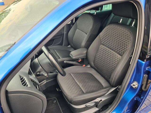 Skoda FABIA Combi 1.2 TSI Drive | Navigatie | Trekhaak | PDC achter | Apple Carplay - Android Auto | DAB | Extra getint glas achter | 4-seizoenenbanden | NAP
