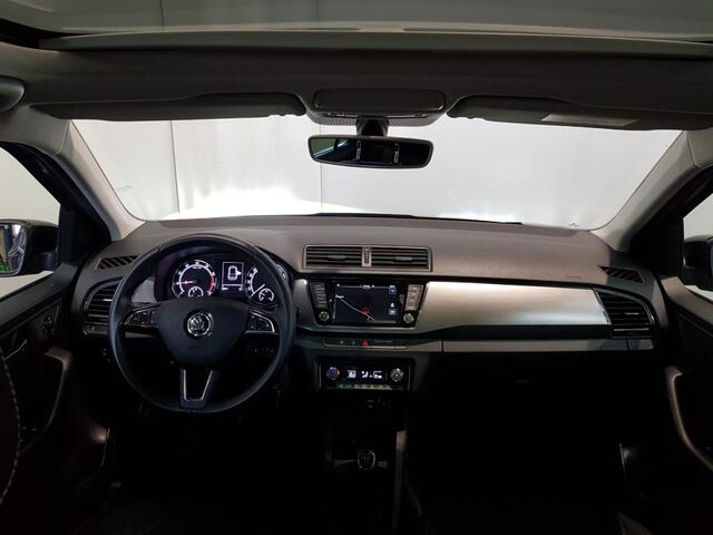 Skoda FABIA 1.0 TSI Clever / Full LED / Panodak / NL Auto