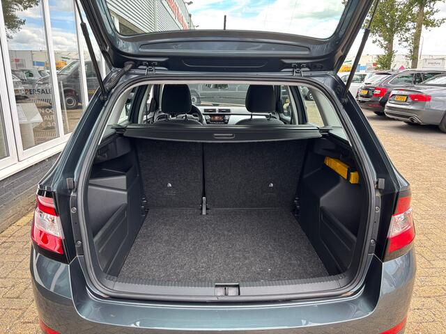 Skoda FABIA Combi 1.0 TSI Ambition | Stoelverwarming | Bluetooth | Cruise | Airco
