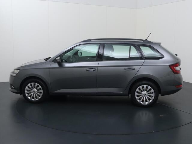 Skoda FABIA Combi 1.0 TSI Ambition | 95 PK | Cruise control | Navigatiesysteem | Parkeersensoren | Apple Carplay / Android Auto |