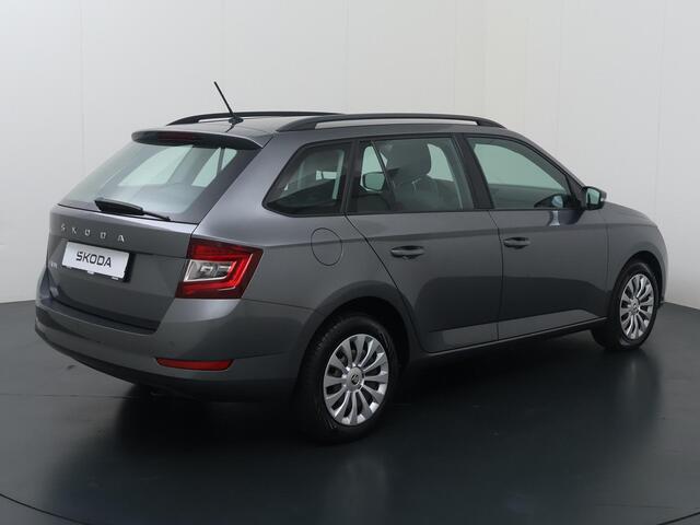 Skoda FABIA Combi 1.0 TSI Ambition | 95 PK | Cruise control | Navigatiesysteem | Parkeersensoren | Apple Carplay / Android Auto |