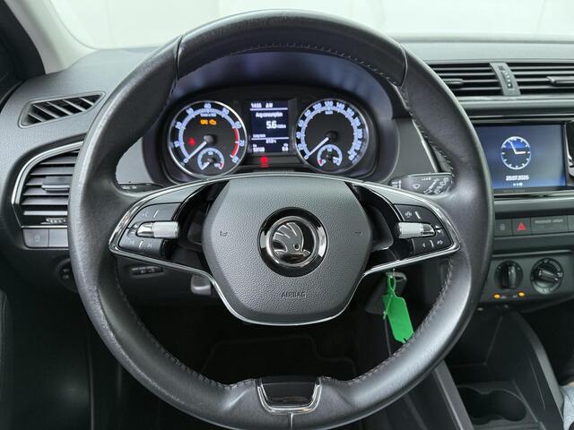 Skoda FABIA Combi 1.0 TSI Ambition | 95 PK | Cruise control | Navigatiesysteem | Parkeersensoren | Apple Carplay / Android Auto |