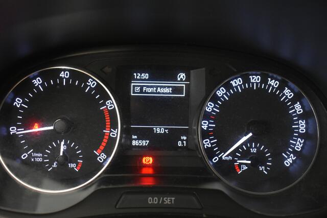 Skoda FABIA Combi 1.2 TSI JOY Climate Stoelverwarming Parkeersensor