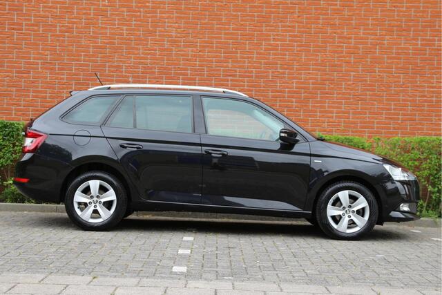 Skoda FABIA Combi 1.0 TSI 96pk Clever | NL-auto | Navigatie | Cruise control | Climate control | Elek. ramen | Centr. deurvergr. | Lichtmetalen velgen | Parkeersensoren | Stoelverwarming |