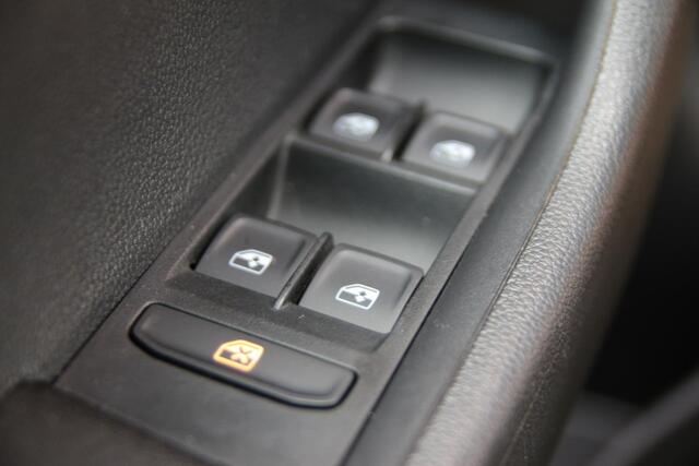 Skoda FABIA Combi 1.0 TSI 96pk Clever | NL-auto | Navigatie | Cruise control | Climate control | Elek. ramen | Centr. deurvergr. | Lichtmetalen velgen | Parkeersensoren | Stoelverwarming |