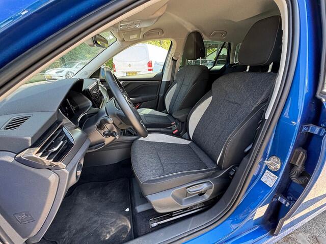 Skoda Kamiq 1.0 TSI Business Edition Full LED | LMV 17" | Adap cruise | Apple Carplay| NL auto | 1e eig.