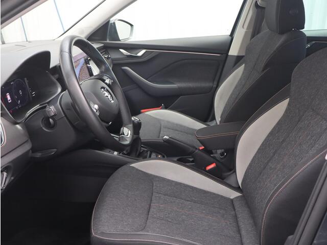 Skoda Kamiq 1.0 TSI 110pk Business Edition NAVI | CLIMA | STOELVERW. | ELEK. ACHTERKLEP | KEYLESS