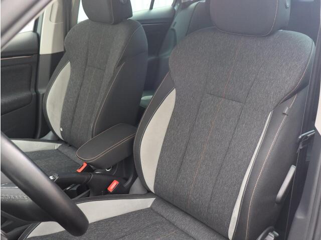 Skoda Kamiq 1.0 TSI 110pk Business Edition NAVI | CLIMA | STOELVERW. | ELEK. ACHTERKLEP | KEYLESS