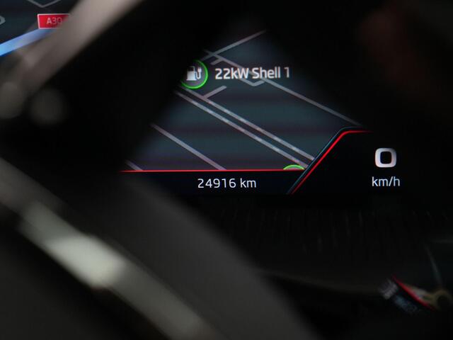 Skoda Kamiq Monte Carlo 1.0 TSI 110 pk DSG | Pano | Achteruitrijcamera | Navi | Verwarmbare voorstoelen | Dempingregeling | 17 inch