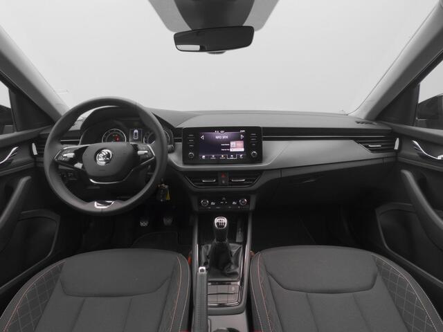 Skoda Kamiq Ambition 1.0 TSI 110 pk | LED koplampen | Parkeersensoren achter | Cruise Control | Lederen multifunctioneel stuurwiel | 16 inch