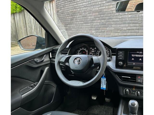 Skoda Kamiq 1.0 TSI Active l Carplay l Lichtmetaal l Lane