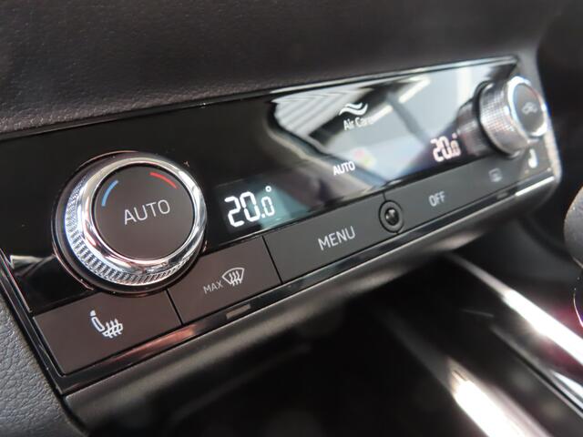 Skoda Kamiq 1.0 TSI Clever DSG | trekhaak wegklapbaar | elektrische achterklep | verwarmbare voorruit | camera | stoelverwarming | adaptive cruise