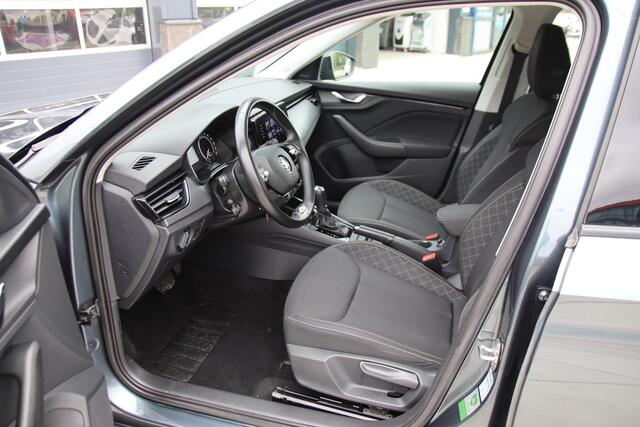 Skoda Kamiq 1.0 TSI DSG Style Business Stoelvw, Camera-Carplay, Nieuwstaat Lente aanbieding!